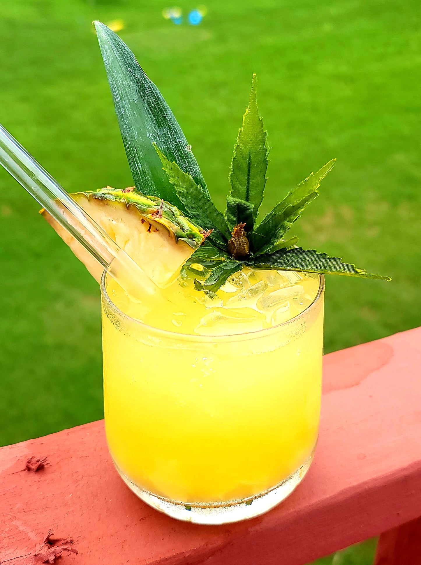 Platinum Pineapple Xpress